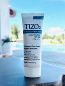TIZO2 - Primer/Sunscreen Non-Tinted SPF 40 PA+++ 1.75oz